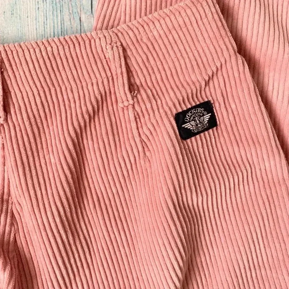 Pink corduroy Dockers high waist pants - Picture 9 of 9